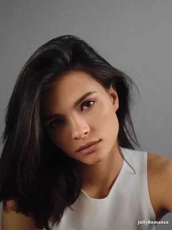 Anna Profile image 5