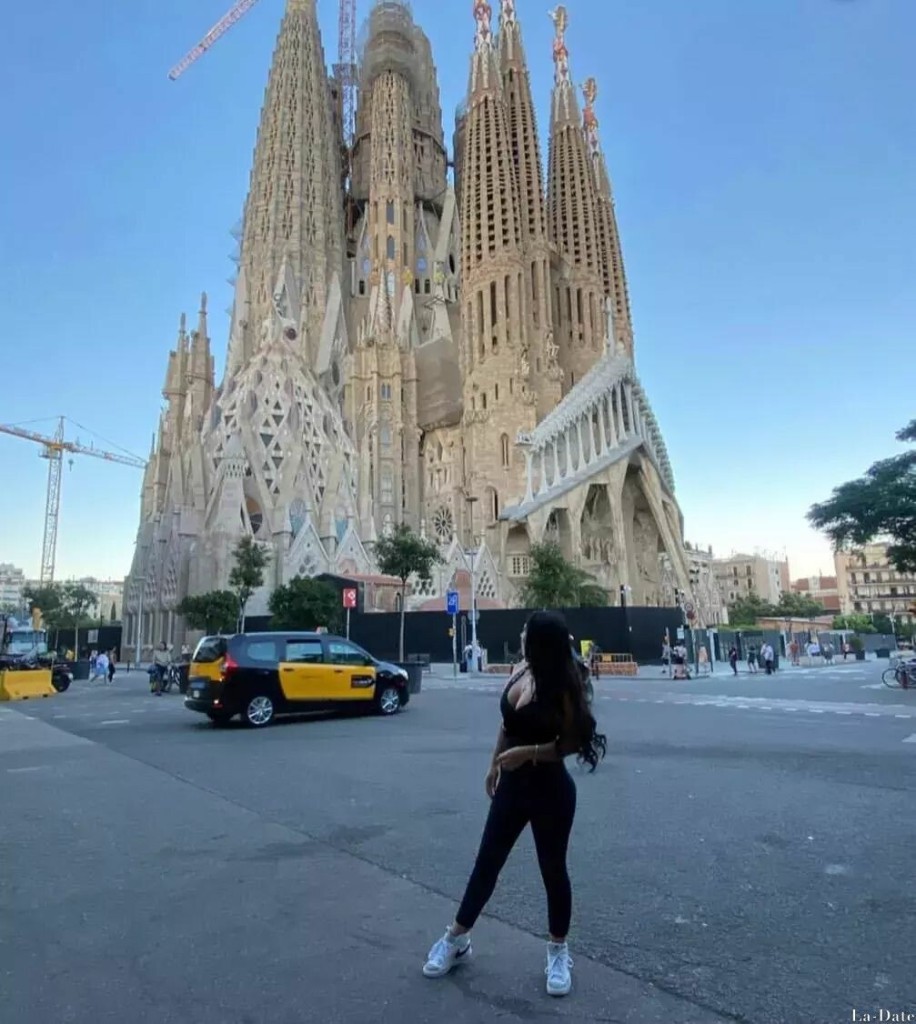 Yariani Profile image 4