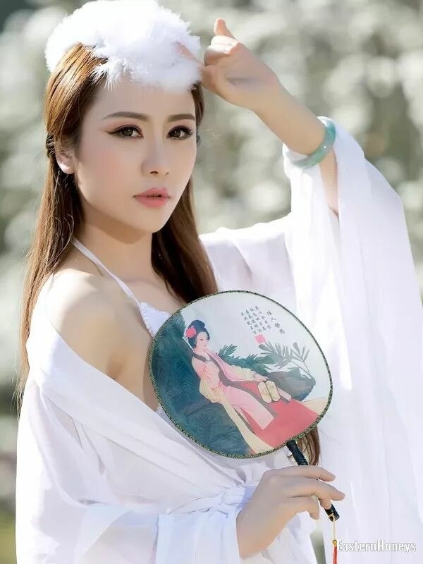 Hua  Profile image 2