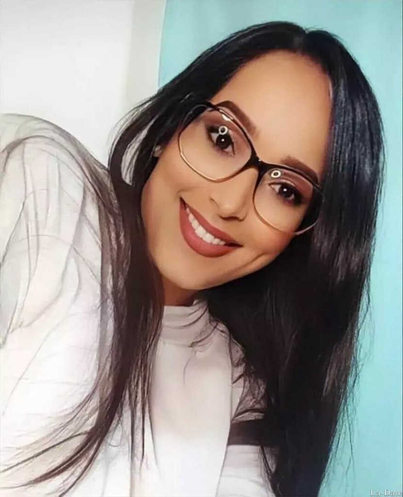 Veronica Profile image 3