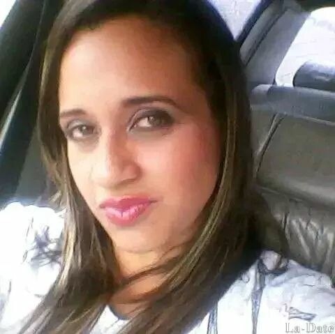 Elizabeth Profile image 4