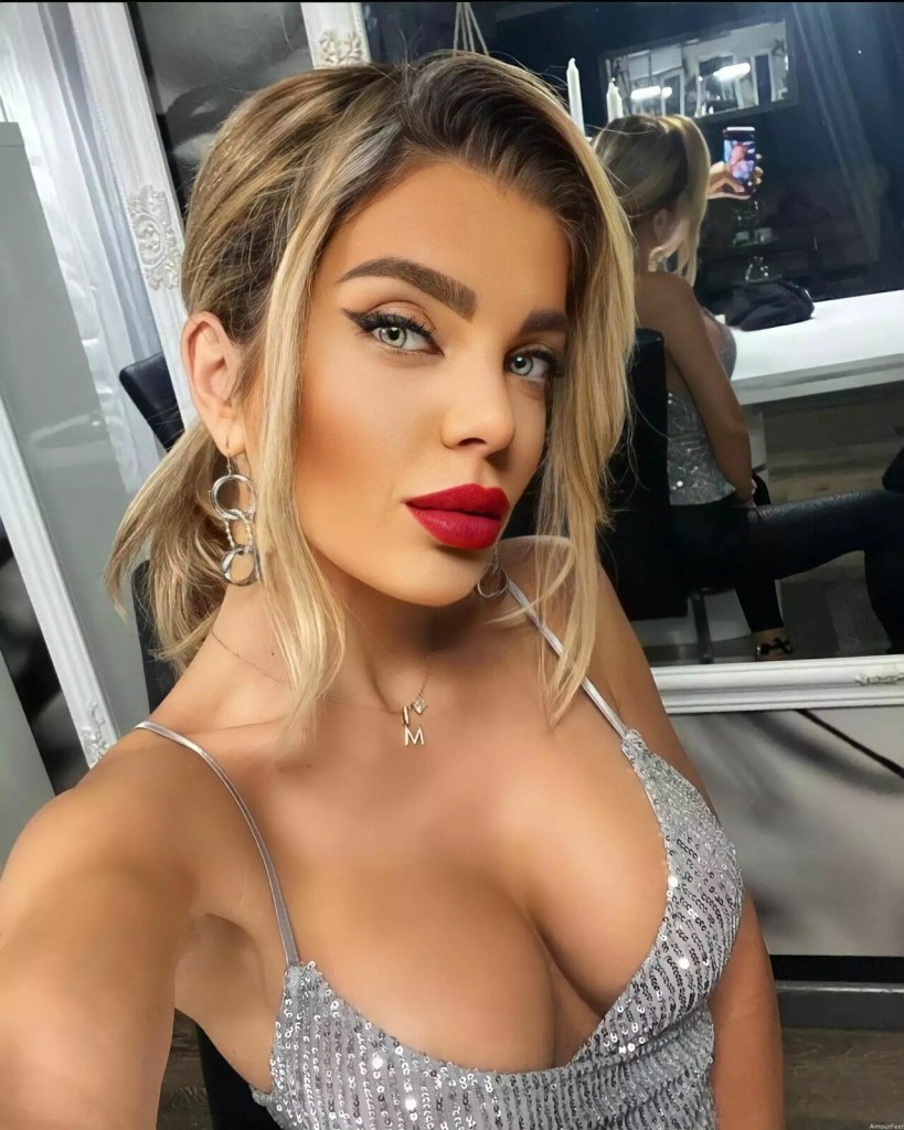 Raluca Alexandra Profile image 3