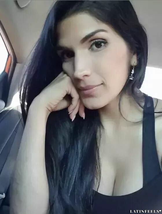 Karoll Profile image 3