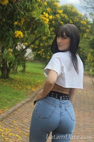 BERENICE Profile image 1