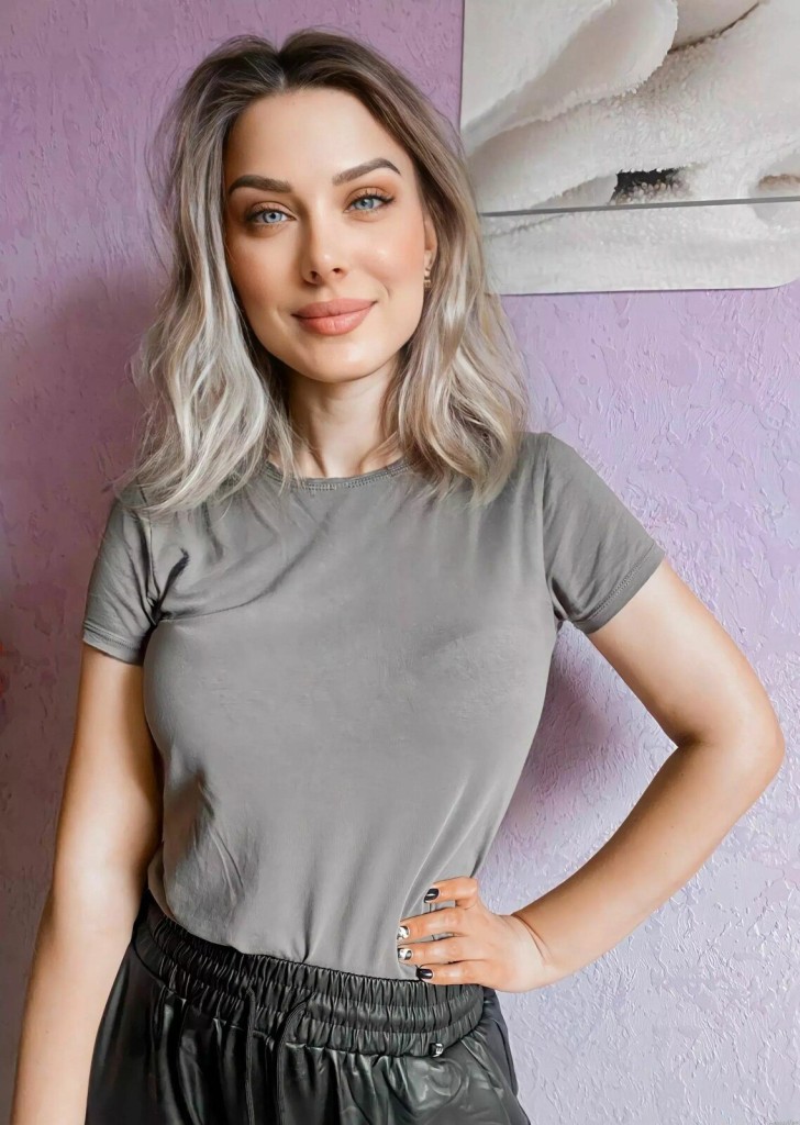 Inna Profile image 6