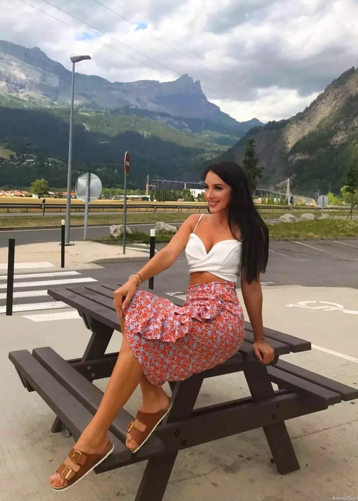 Diana Profile image 6