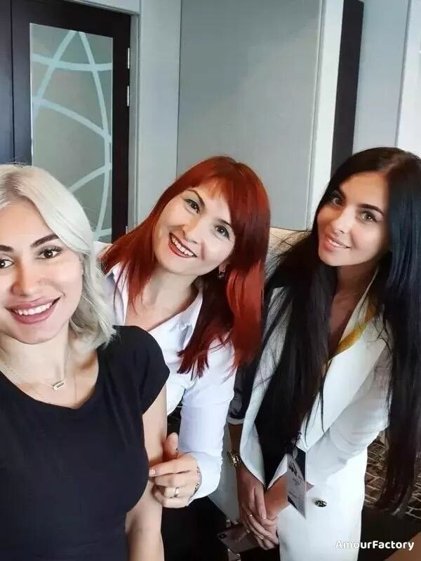 Karina Profile image 5