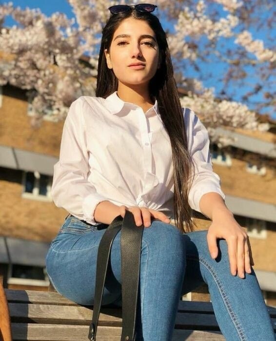 foxxycleo Profile image 2