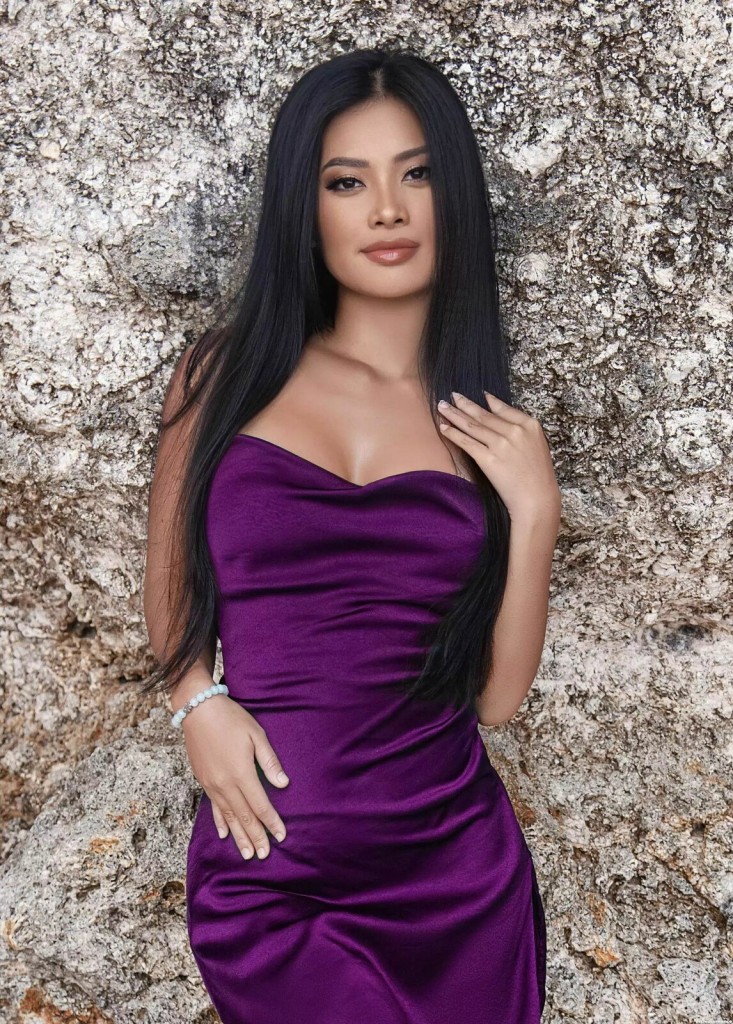 Pinky Mutiara Profile image 1