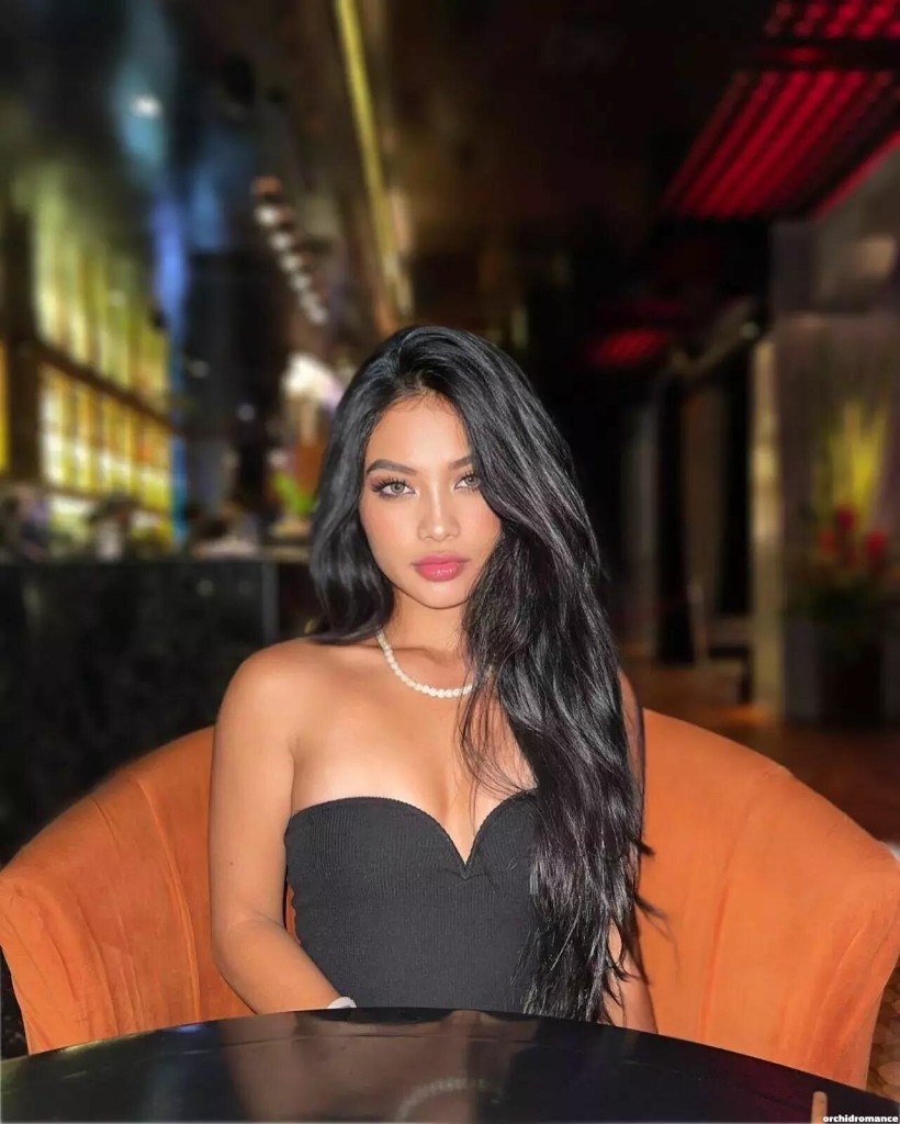 Pinky Mutiara Profile image 2