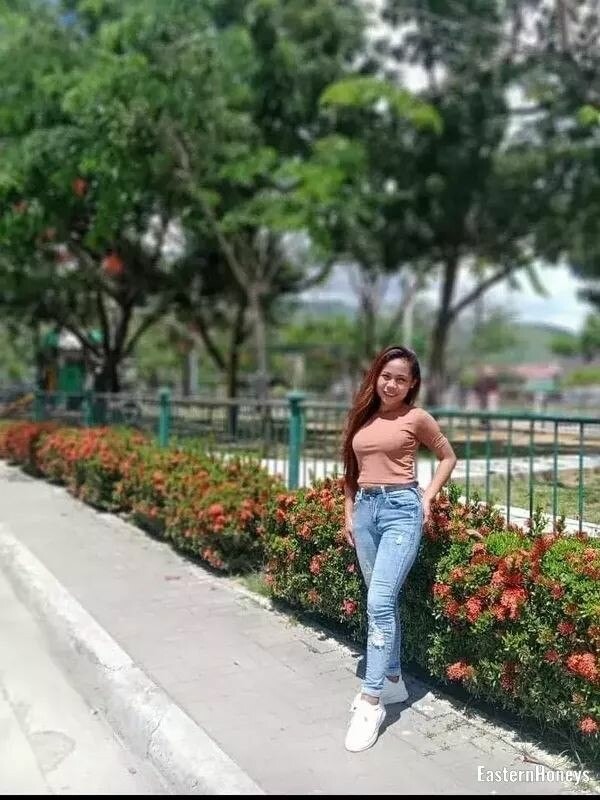 Joy Capapas Profile image 2